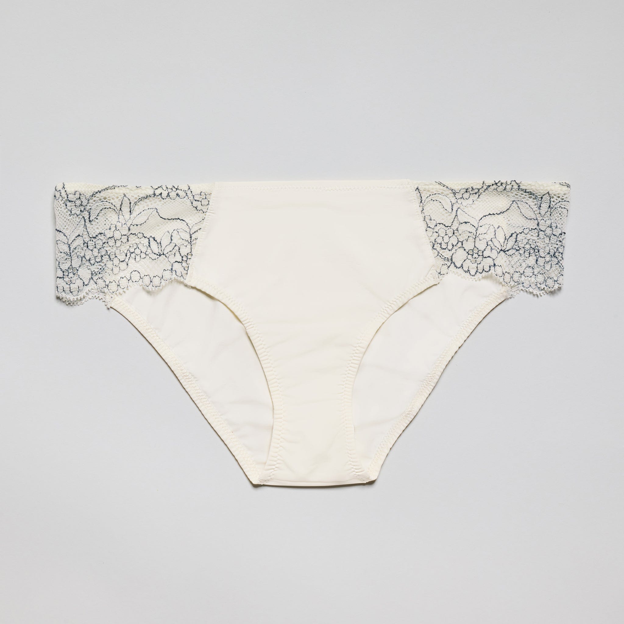 Smooth Lace Bikini Ecru Two-Tone - Image 6